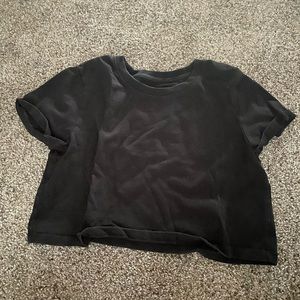 black crop t-shirt